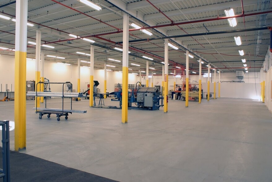 More Photos Of 83-139 Distribution Way, Plattsburgh Warehouse For Lease