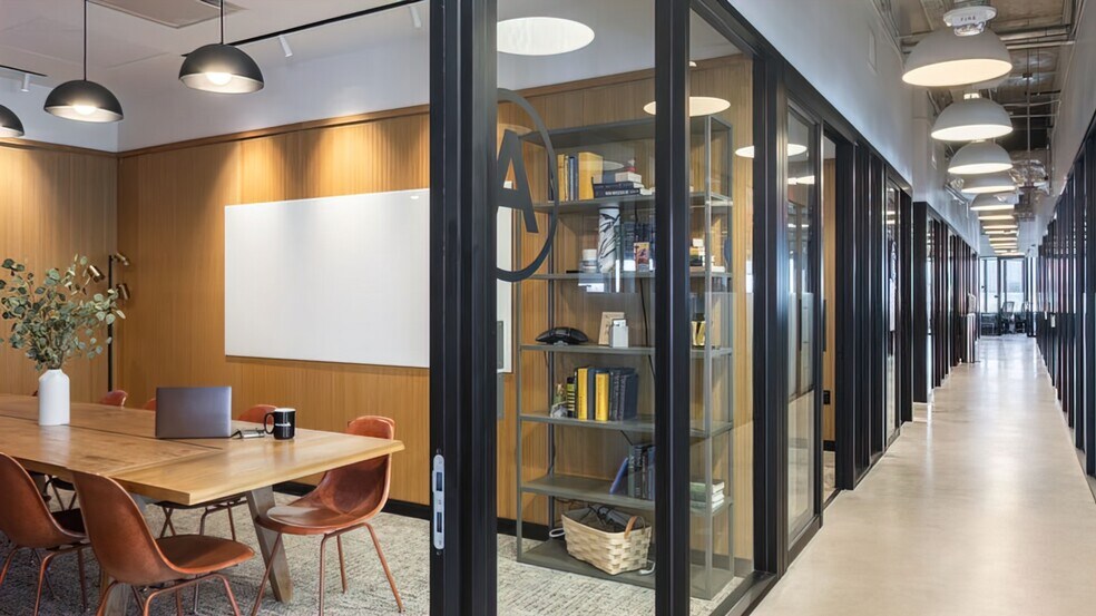 More Photos Of 3300 N Interstate 35, Austin Coworking Space