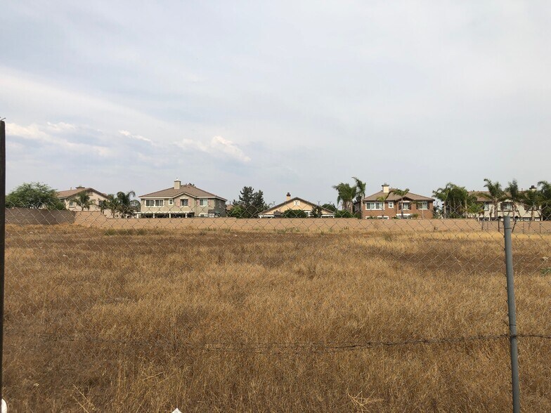 More Photos Of 7027 Cypress Ave, Fontana Land For Sale
