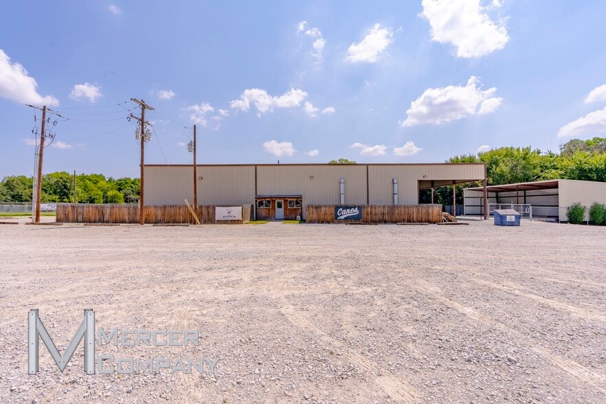 More Photos Of 3984 N US Highway 287, Alvord Warehouse For Sale