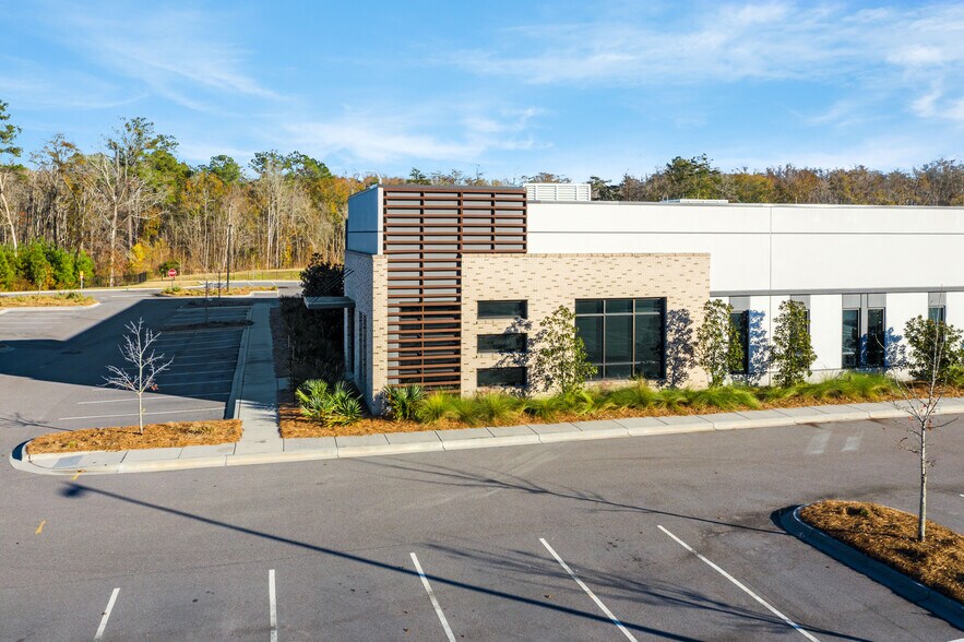 More Photos Of 3450 Ingleside Blvd, North Charleston Office For Lease