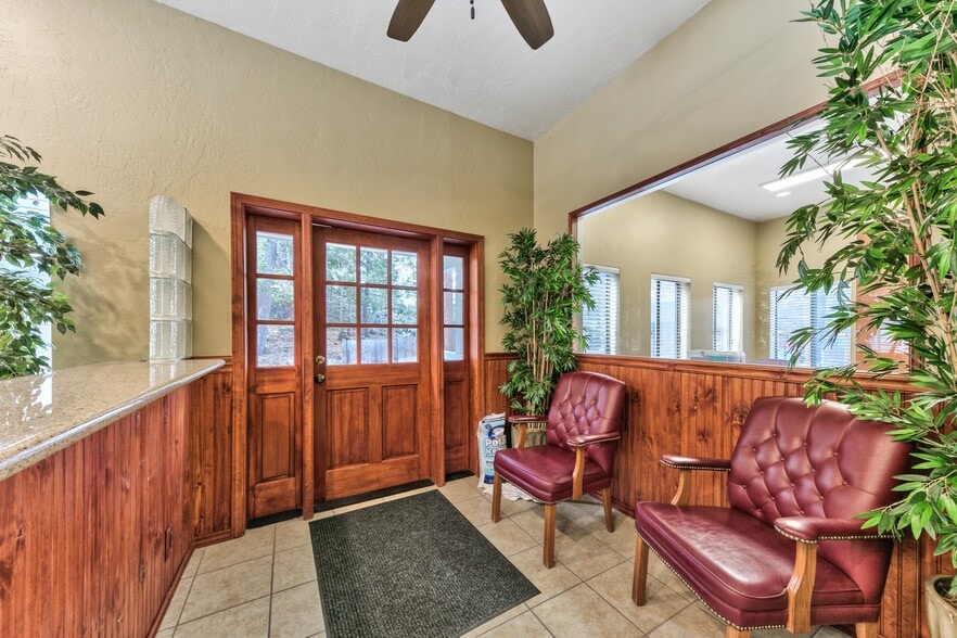 More Photos Of 275 Kingsbury Grade rd, Stateline Office For Sale