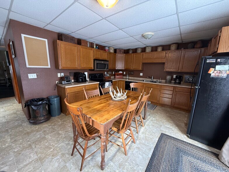 More Photos Of 204 S Mill St, Albany Apartments For Sale