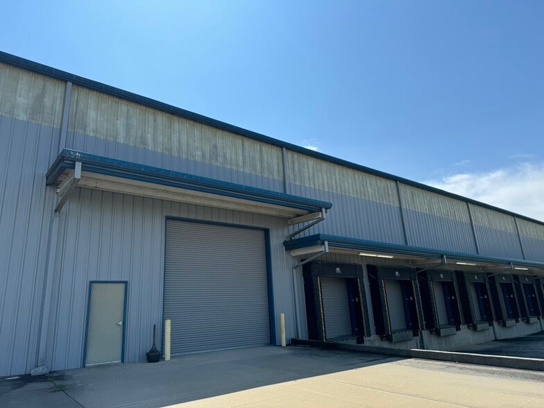 Primary Photo Of 100 Enterprise Dr SW, Calhoun Warehouse For Lease