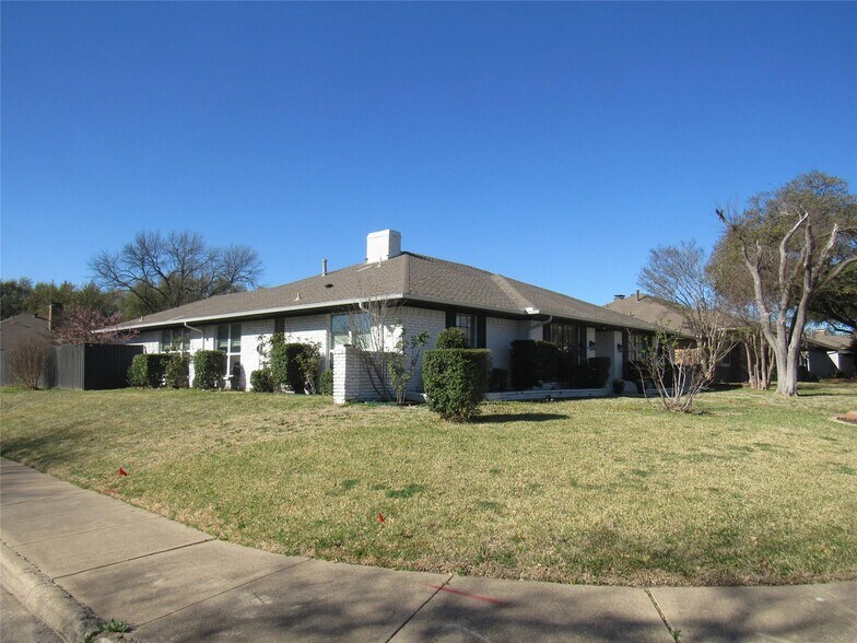 More Photos Of 9754 Amberley Dr, Dallas Assisted Living For Sale