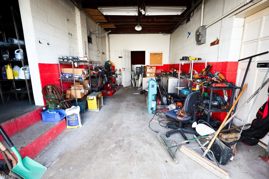 More Photos Of 4730 N Crescent Blvd, Pennsauken Industrial For Sale