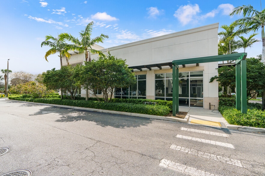 More Photos Of 4690 N State Road 7, Coconut Creek Unknown For Lease