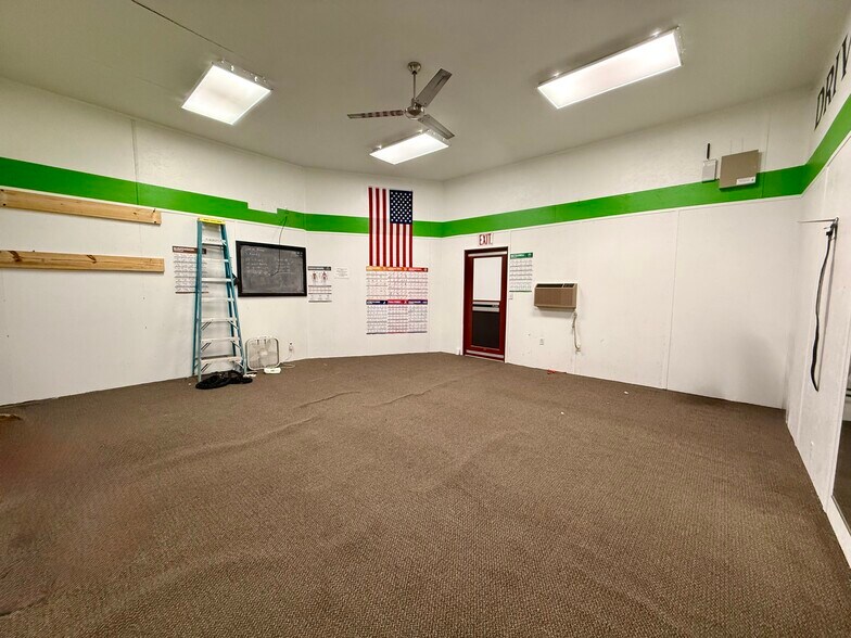 More Photos Of 403 Washington St, Williamston Office For Sale