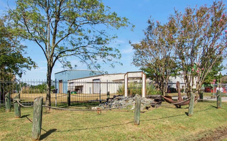 More Photos Of 117 Shirley Rd, Seaford Warehouse For Sale