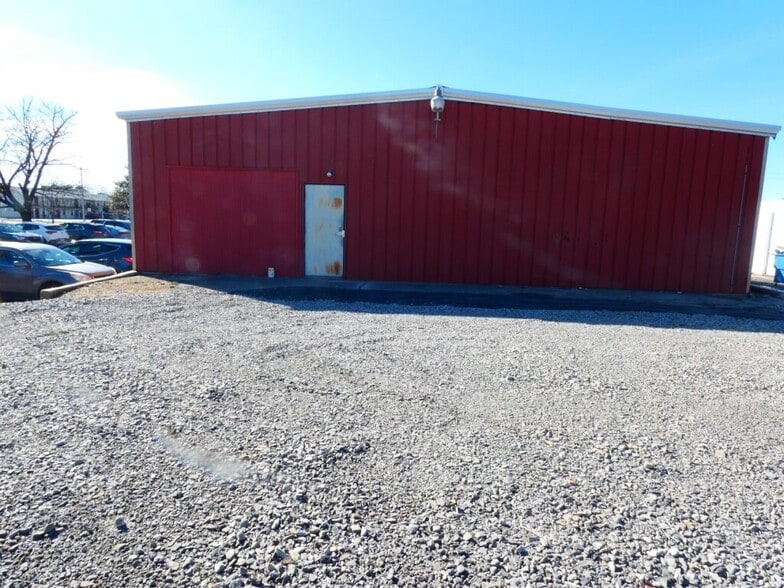 More Photos Of 5707-5719 Jenny Lind Rd, Fort Smith Storefront Retail Office For Sale