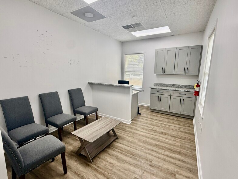 More Photos Of 1155 Hightower Trl, Atlanta Medical For Sale