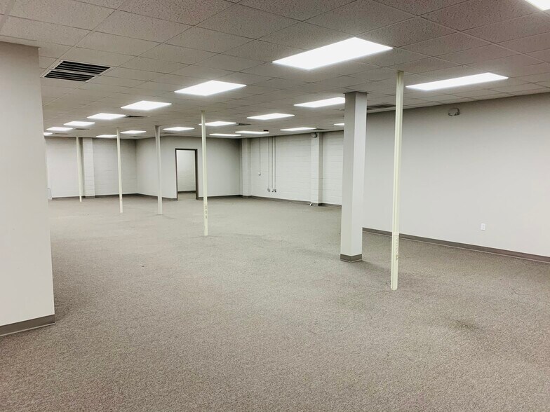 More Photos Of 1809 24th Ave, Gulfport Storefront Retail Office For Lease