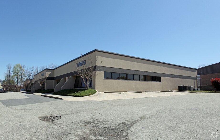 More Photos Of 816 Post St, Greensboro Light Manufacturing For Lease