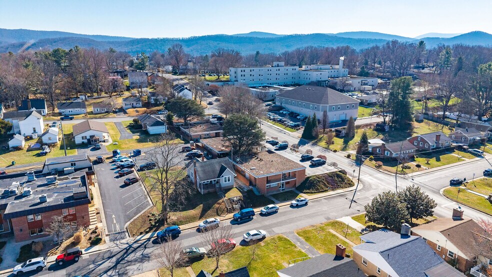 More Photos Of 1305 13th St, Waynesboro Medical For Sale