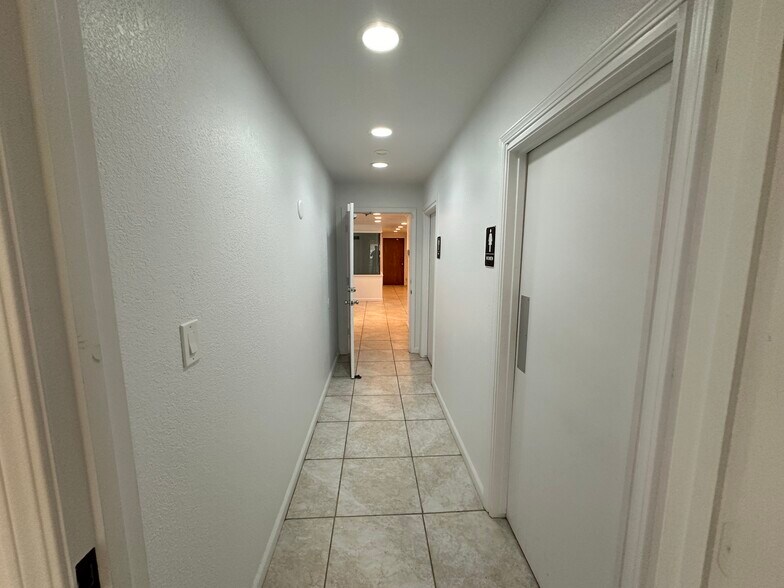 More Photos Of 2491 W Shaw Ave, Fresno Office For Sale