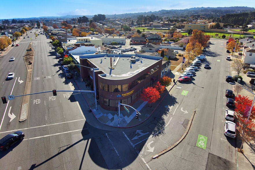 More Photos Of 1699 El Camino Real, Millbrae General Retail For Lease