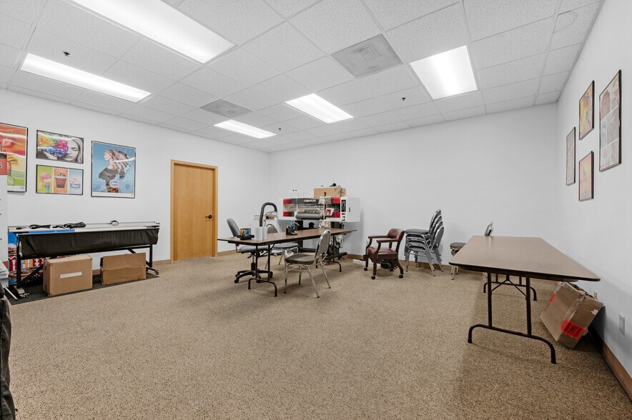 More Photos Of 4634 Weathermaker Ave, Fresno Warehouse For Sale
