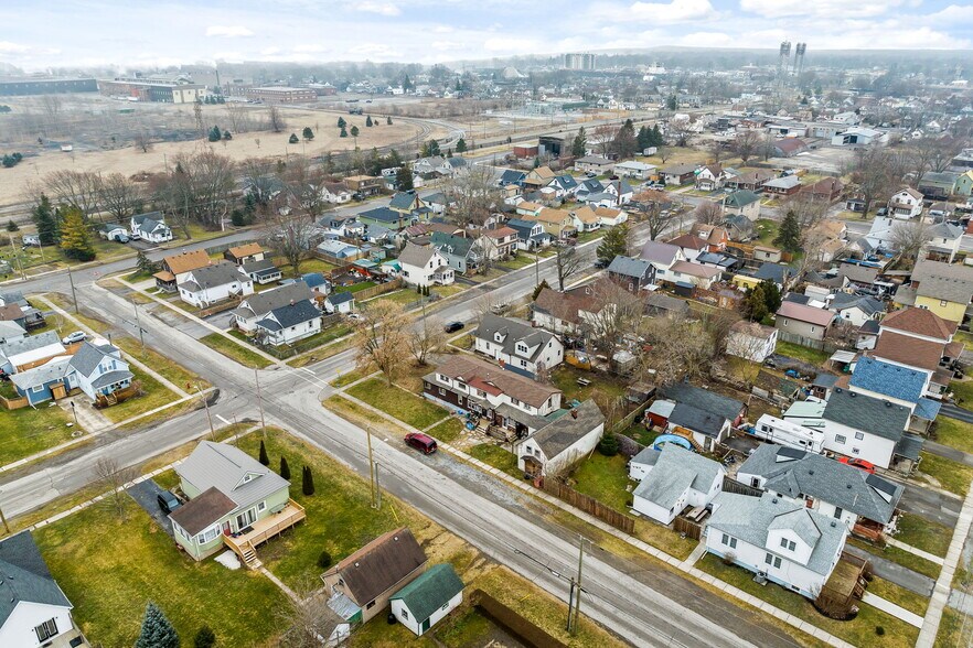 More Photos Of 48 Johnston St, Port Colborne Apartments For Sale