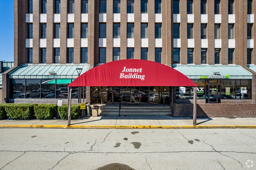 More Photos Of 4099 William Penn Hwy, Monroeville Medical For Lease