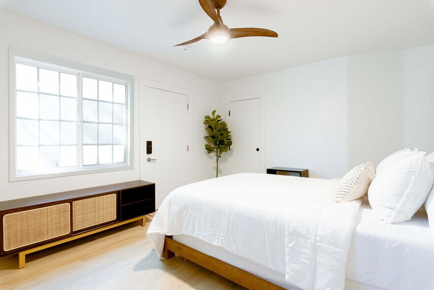 More Photos Of 306 Loch Leven Rd, Lake Arrowhead Hotel For Sale