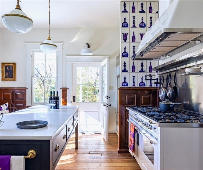 More Photos Of 415 Main St, Arrow Rock Specialty For Sale