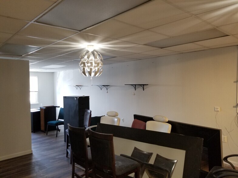 More Photos Of 4700 Stamp Rd, Marlow Heights General Retail For Lease