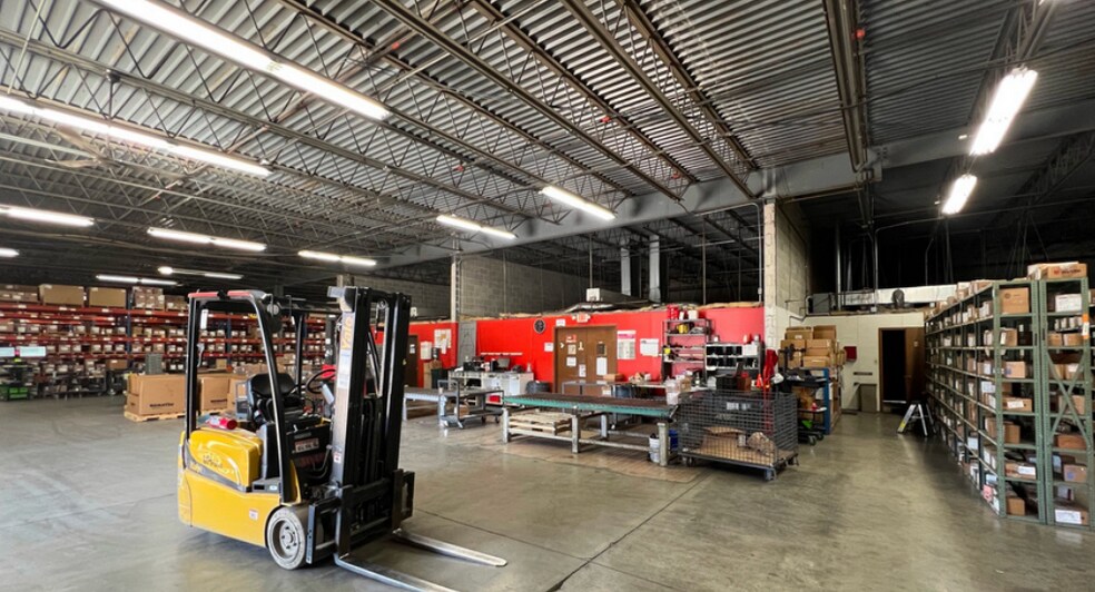 More Photos Of 3463 Rupp Pky, Decatur Light Distribution For Lease