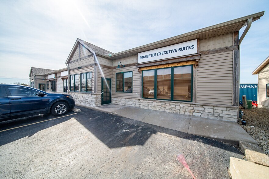 More Photos Of 3269 19th St NW, Rochester Coworking Space