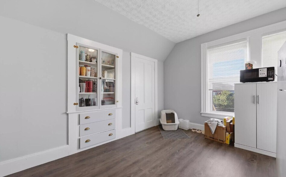 More Photos Of 6 Blake St, Concord Apartments For Sale