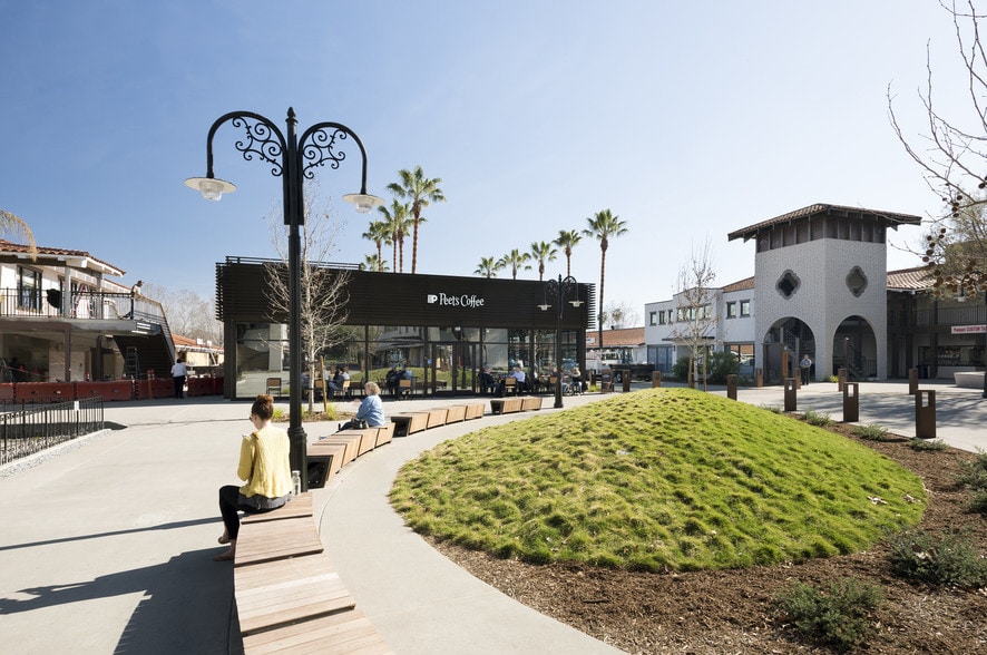 More Photos Of 1875-1995 S Bascom Ave, Campbell Unknown For Lease