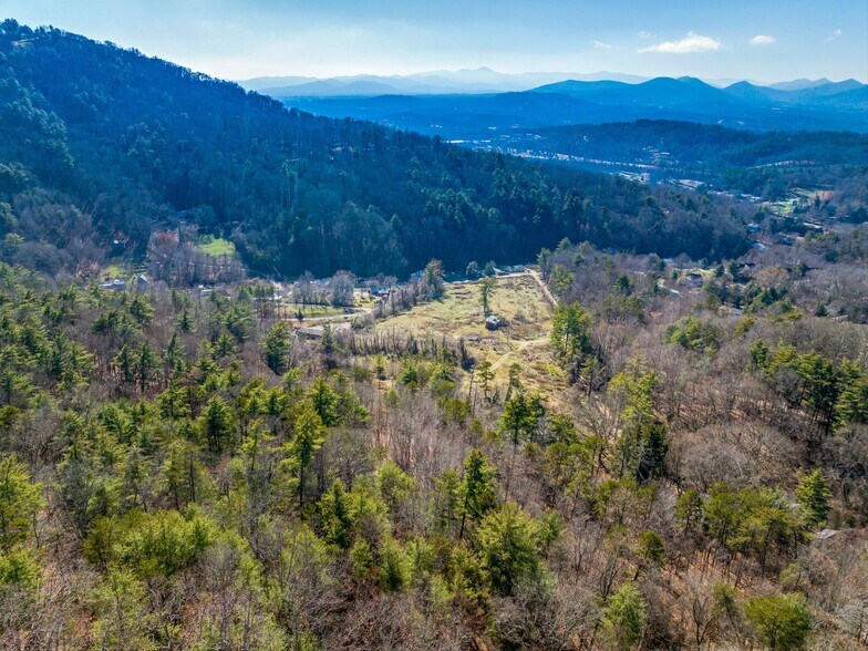 More Photos Of 300 Baird Cove Rd, Asheville Land For Sale