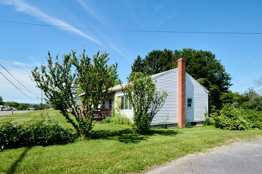 More Photos Of 1301 Benner Pike, State College Apartments For Sale