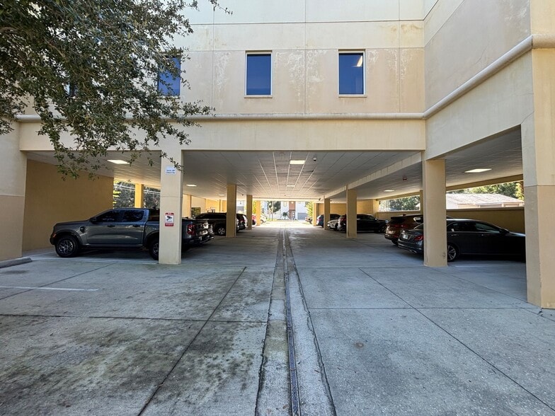 More Photos Of 2701 W St Isabel St, Tampa Medical For Sale