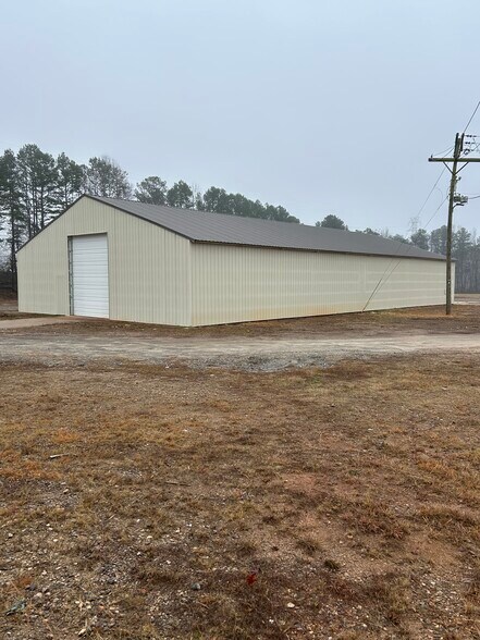 More Photos Of 245 Orbit Rd, Statesville Distribution For Sale