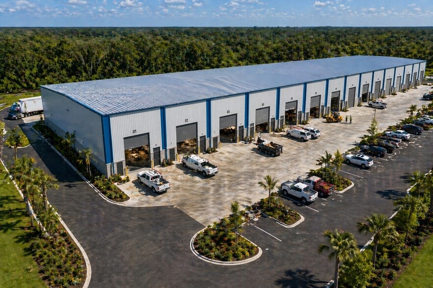 More Photos Of 1358 Energy Cove Ct, Green Cove Springs Flex For Lease