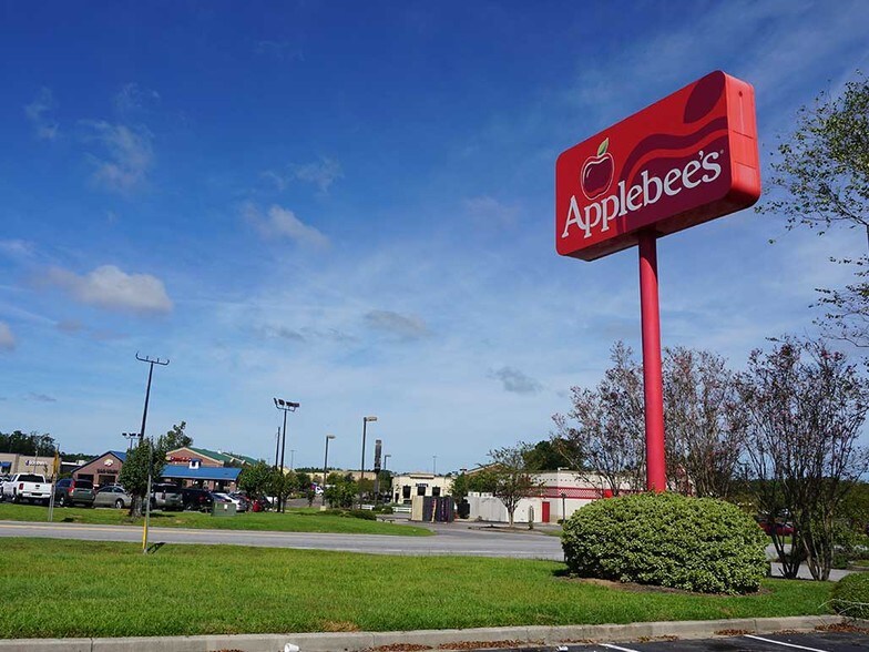 More Photos Of 640 Rembert C Dennis Blvd, Moncks Corner Restaurant For Sale