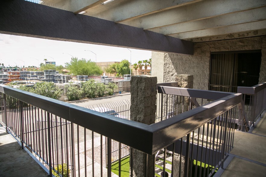More Photos Of 165 E Southern Ave, Mesa Loft Creative Space For Lease