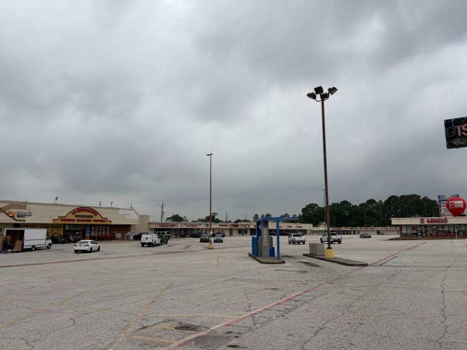 More Photos Of 2560 E FM 1960 Rd, Houston Storefront For Lease