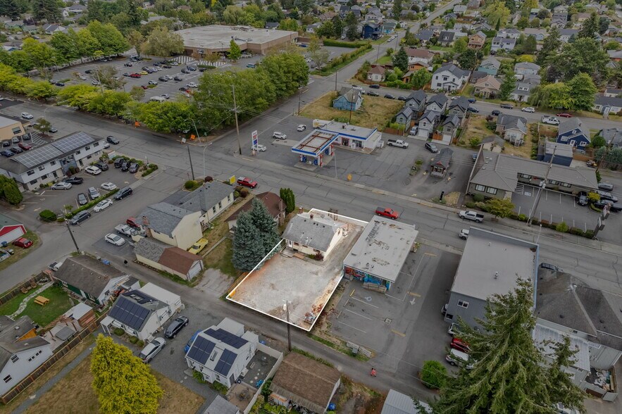 More Photos Of 2721 Meridian St, Bellingham Storefront Retail Office For Sale
