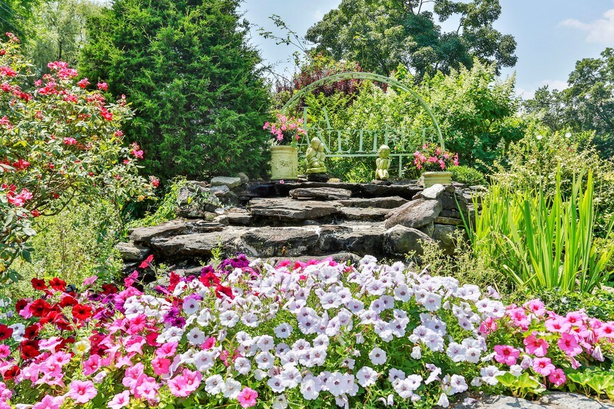 More Photos Of 530 Milton Rd, Rye Restaurant For Sale