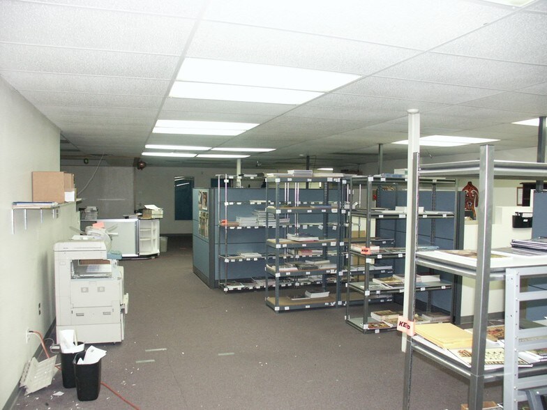 More Photos Of 6501 N Black Canyon Fwy, Phoenix Industrial For Sale