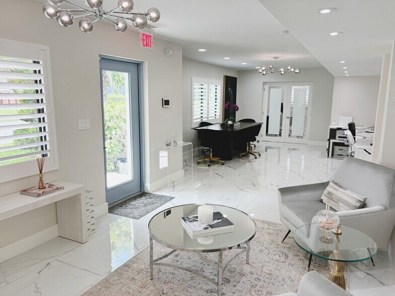 More Photos Of 301 SW 7th St, Fort Lauderdale Office For Sale