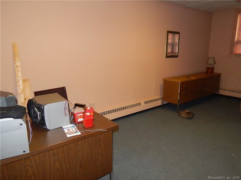140 Washington Ave, North Haven, CT 06473 Office For Lease