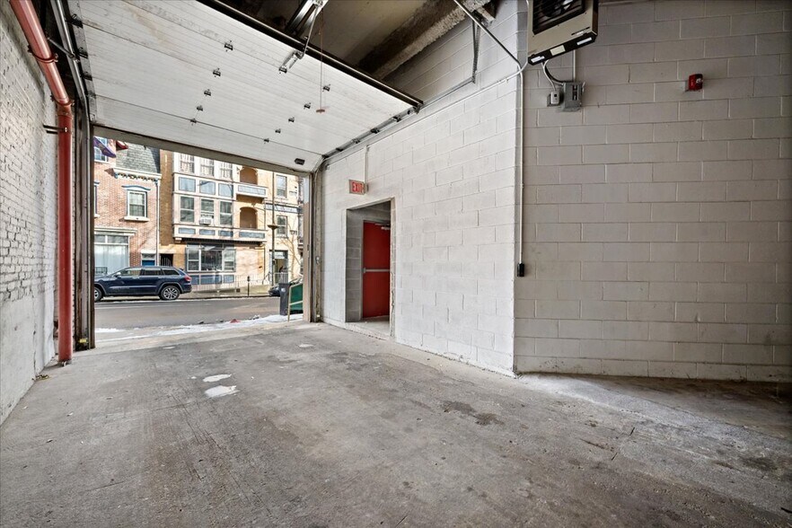 More Photos Of 128 N 8th St, Allentown Warehouse For Sale