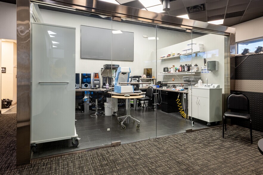 More Photos Of 302 S Lewis Ave, Tulsa Medical For Lease