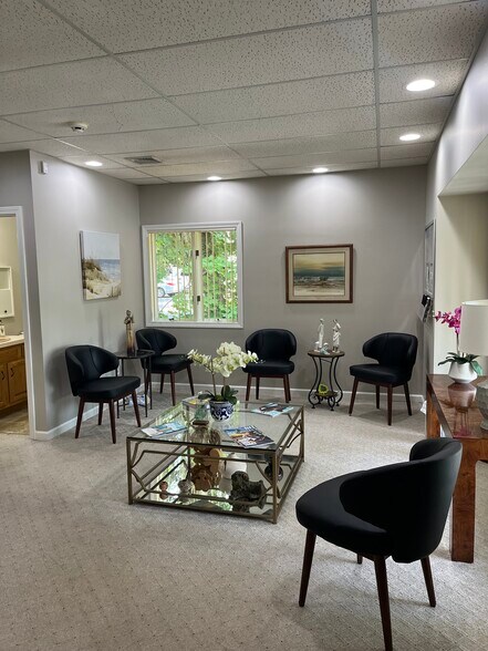 More Photos Of 666 Boston Post Rd, Guilford Medical For Sale