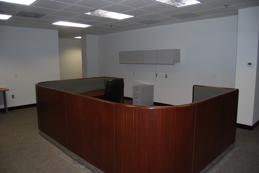 More Photos Of 59 General Warren Blvd, Malvern Medical For Lease