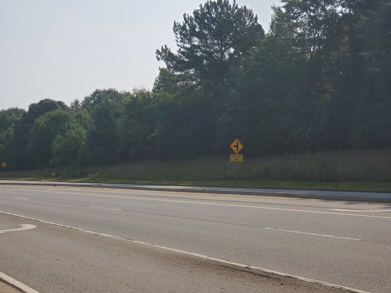More Photos Of Lewis Braselton Blvd, Braselton Land For Sale