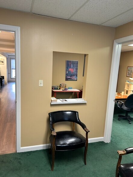 More Photos Of 1106 Ohio River Blvd, Sewickley Office For Sale