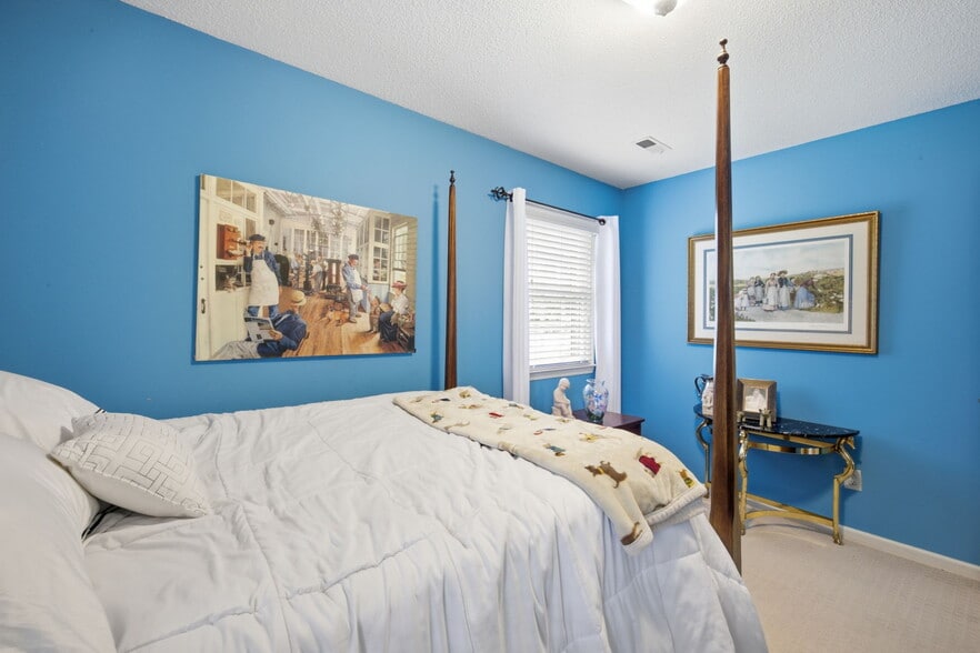 More Photos Of 17-19 W Second St, Wendell Specialty For Sale